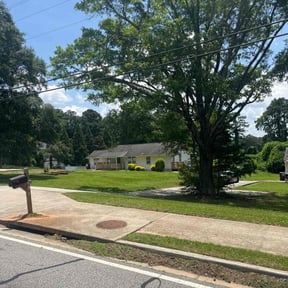 yard care by C.Q.C lawn care reviewed on August 18, 2025