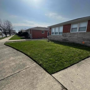 residential landscaping by Amie's Clean Cut Lawns and More reviewed on August 21, 2025