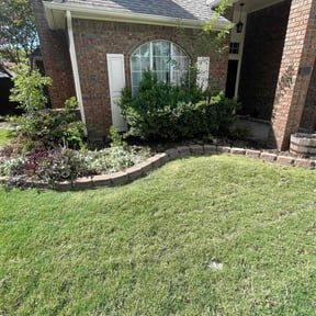 Flower Bed Weeding by Make it Right Consults reviewed on September 17, 2026