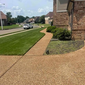 turf maintenance by Guys Who Cut Grass reviewed on April 19, 2024
