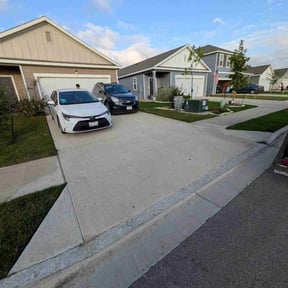 landscape maintenance by F&M LAWNCARE reviewed on August 17, 2025