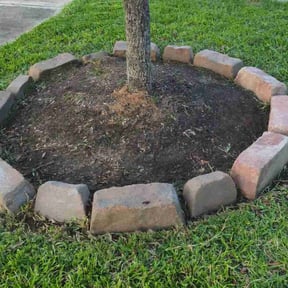 Flower Bed Weeding by Johnson Family Lawn Service reviewed on November 18, 2025