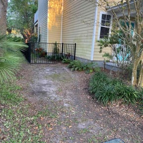 Leaf Removal by Dietrich’s Property Maintenance reviewed on September 9, 2025