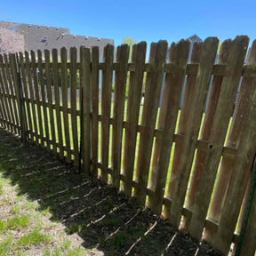 Leaf Removal by Lowcountry yard maintaince reviewed on September 11, 2025