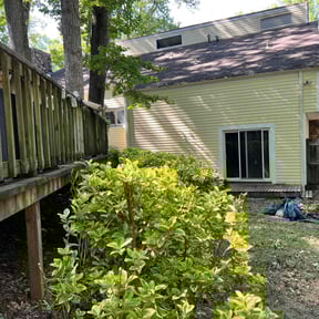 Bush Trimming by Nates Lawn Service reviewed on August 15, 2025