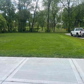 residential landscaping by DEC³S Landscape Designs reviewed on August 21, 2025