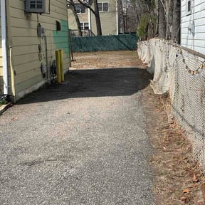 Leaf Removal by Padro Lawn and Window reviewed on September 17, 2026