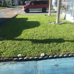 lawn service by Verde Garden LLC. reviewed on March 28, 2024