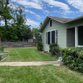 Bush Trimming by Abams lawn care reviewed on May 26, 2024