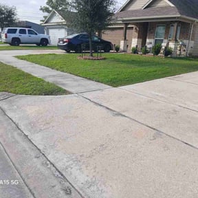 yard work by Platinum Landscape reviewed on August 16, 2025