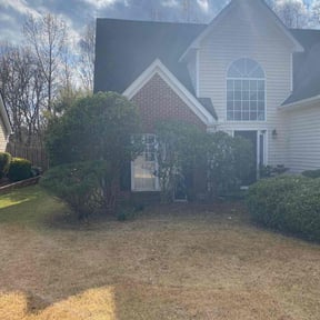 Bush Trimming by F&amp;M LAWNCARE reviewed on December 19, 2025