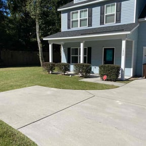 Bush Trimming by Torrens landscaping reviewed on August 21, 2025