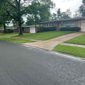 gardening service by Real care property maintenance reviewed on August 19, 2025