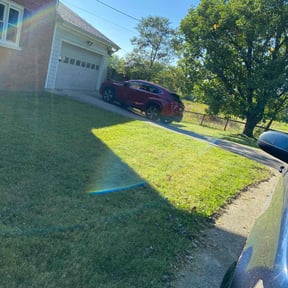 lawn maintenance by Jake of All Trades reviewed on May 26, 2024