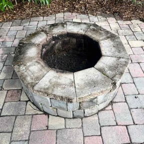 Flower Bed Weeding by Sal Lawn Care reviewed on April 26, 2026