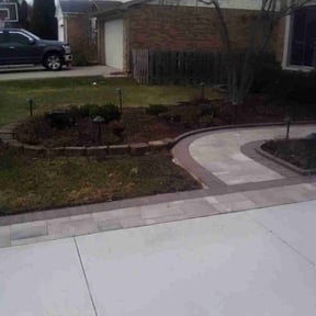 Leaf Removal by Athena's Lawn Solutions reviewed on December 3, 2025