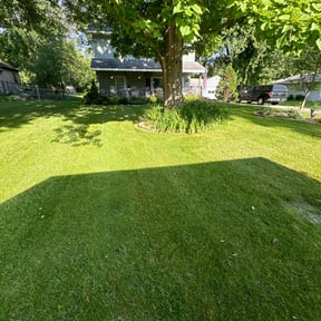 Lawn Mowing by Gourley Greenery reviewed on April 23, 2024