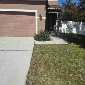 Bush Trimming by WylieScapes reviewed on May 5, 2022