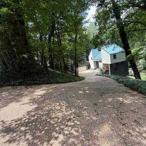 Leaf Removal by 5471 Landscapes reviewed on July 23, 2026