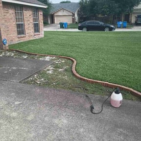 Flower Bed Weeding by Philadelphia Lawn Care reviewed on July 30, 2026