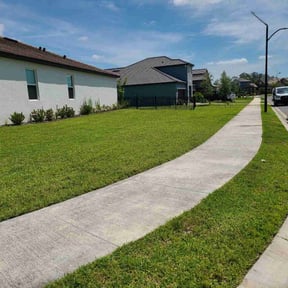 yard maintenance by Waters Landscaping reviewed on August 19, 2025