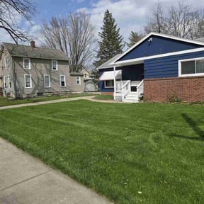 landscape maintenance by Parker's Lawn Care reviewed on August 19, 2025