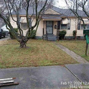 Bush Trimming by MT Lawn Care reviewed on August 15, 2025