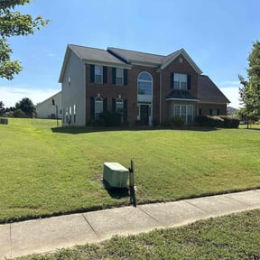 landscape maintenance by Bolinlawncare reviewed on August 15, 2025