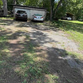 Leaf Removal by Moses Enterprise  llc reviewed on July 20, 2026