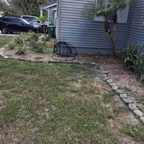 Bush Trimming by Sumner Property Management reviewed on June 10, 2026
