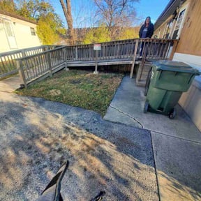 Leaf Removal by Warren B Landscaping and Construction LLC reviewed on November 23, 2025