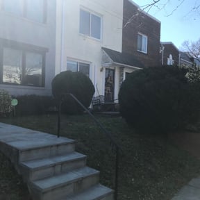 Bush Trimming by Welcome Home Property Management reviewed on August 19, 2025