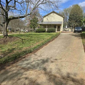 yard service by J &amp; K Lawncare Specialists LLC reviewed on April 11, 2024