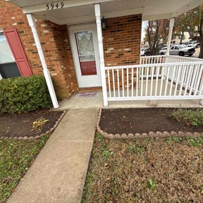 Flower Bed Weeding by Ames Landscaping reviewed on November 23, 2025