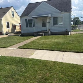 landscaping services by M-N-M Lawn care service reviewed on August 19, 2025