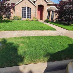 yard maintenance by Hensley Property Management reviewed on May 27, 2023