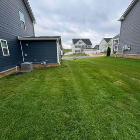 lawn care services by Mower Lawn & Landscape LLC reviewed on September 18, 2024