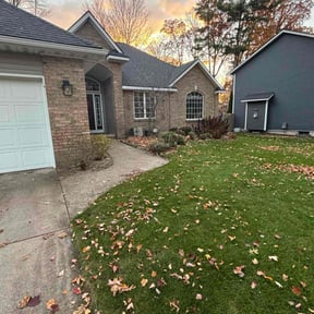 Leaf Removal by Taco Man Lawncare reviewed on November 23, 2025