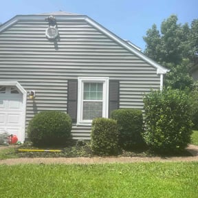 Bush Trimming by Priority landscaping reviewed on August 17, 2025