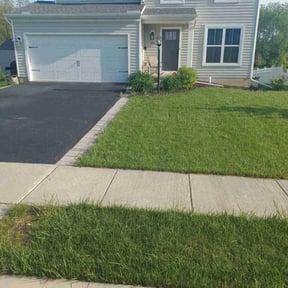 landscape maintenance by JD Inc. reviewed on April 21, 2024