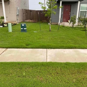 gardening service by LB Lands reviewed on August 16, 2025