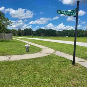 gardening service by UNCLECURTS LLC reviewed on December 3, 2025