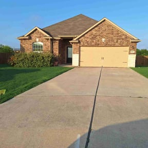 landscaping services by Self-Develope Services reviewed on August 15, 2025