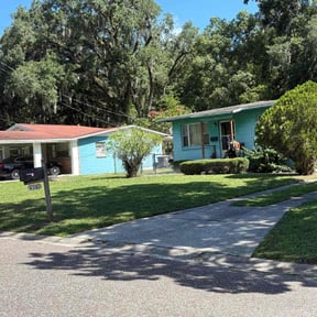 lawn care by Pensacola Lawn &amp; Garden reviewed on August 17, 2025