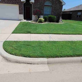 landscaping by Cardinal lawn and landscaping services reviewed on November 24, 2025