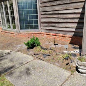 Flower Bed Weeding by Price Lawn Care reviewed on June 7, 2026