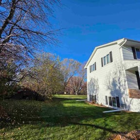 Leaf Removal by TwalightScaping reviewed on November 18, 2025