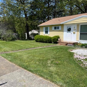 residential landscaping by Grow Pro Lawn Care reviewed on August 16, 2025