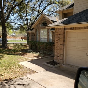 Bush Trimming by Hargett lawn services reviewed on August 15, 2025