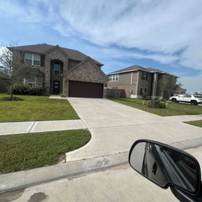 landscape maintenance by Frazier Lawn Care reviewed on November 22, 2025